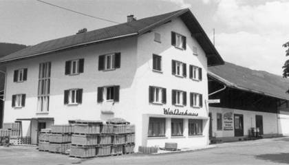 Wälderhaus Baustoffe am Bahnhof Wälderhaus Baustoffe am Bahnhof
