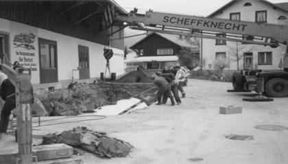 Bau der Tankstelle Bau der Tankstelle