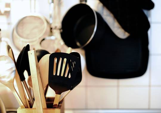 kitchen-utensils-5156691_1920