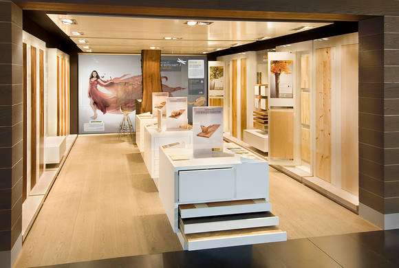 Wälderhaus Parkett Bodenbelag Schauraum Ausstellung
